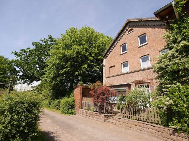 Wohnung zur Miete 1.100 € 4 Zimmer 136 m² Groß Nordende 25436