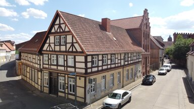 Mehrfamilienhaus zum Kauf 398.000 € 20 Zimmer 1.094 m² 962 m² Grundstück Salzwedel Salzwedel 29410