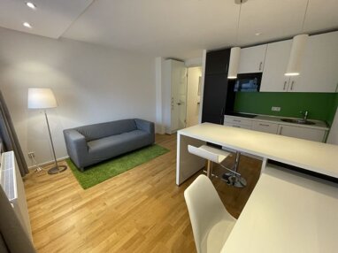 Apartment zum Kauf Provisionsfrei 210.000 € 2 Zimmer Innere-Cramer-Klett-Straße Altstadt / St. Sebald Nürnberg 90403