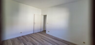 Wohnung zur Miete 359 € 2 Zimmer 52 m² 1. Geschoss frei ab sofort Hartmannsdorfer Strasse 9 Borna Borna 04552