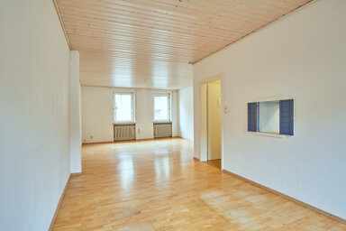 Haus zum Kauf 399.000 € 5 Zimmer 213 m² 587 m² Grundstück frei ab sofort Donaueschingen Donaueschingen 78166