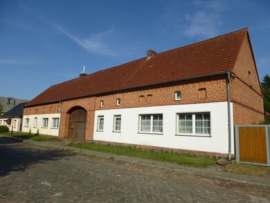 Bauernhaus zum Kauf 220 m² 4.000 m² Grundstück Neuendorf Stendal 39576