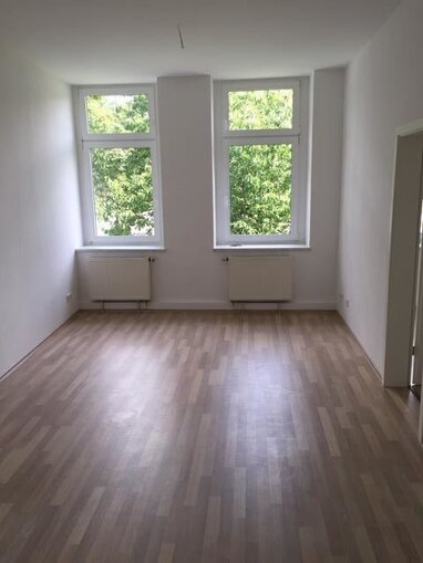 Mehrfamilienhaus zum Kauf 215.000 € 1 Zimmer 387,4 m² 706 m² Grundstück Hartmannsdorf b Chemnitz, Sachs 09232