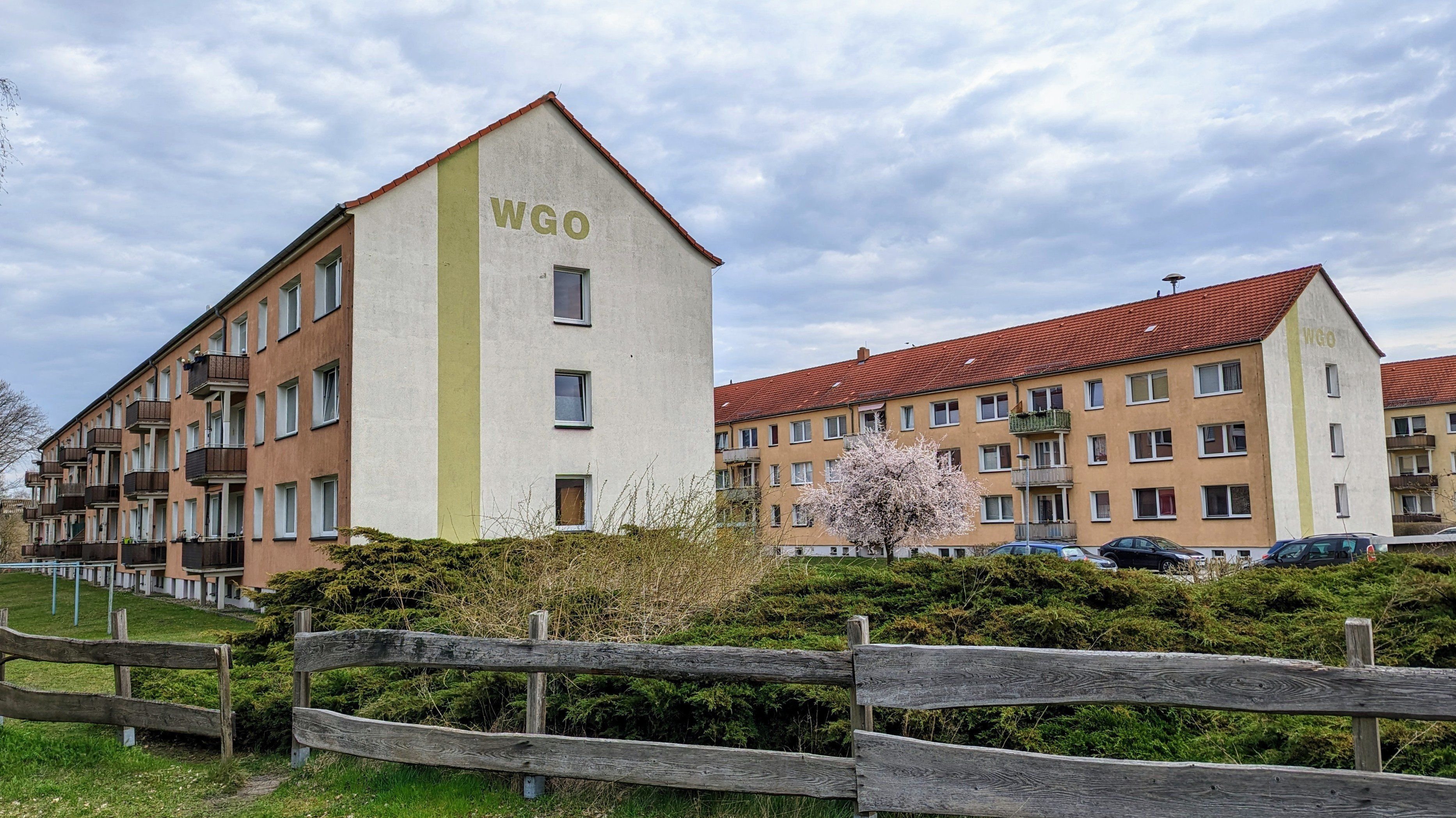 Wohnung zur Miete 366 € 3 Zimmer 60 m²<br/>Wohnfläche 1. Stock<br/>Geschoss An der Bahn 7 Rothenburg Rothenburg/Oberlausitz 02929