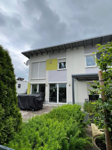 Doppelhaushälfte zur Miete 1.250 € 4 Zimmer 150 m² 270 m² Grundstück Pilgramsroth Innenstadt Coburg 96450