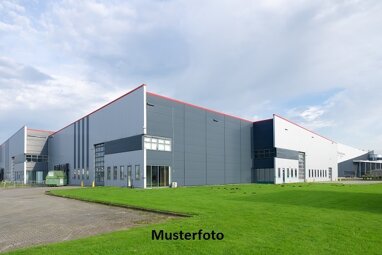 Werkstatt zum Kauf Zwangsversteigerung 61.000 € 492 m² Lagerfläche Seigertshausen Neukirchen 34626