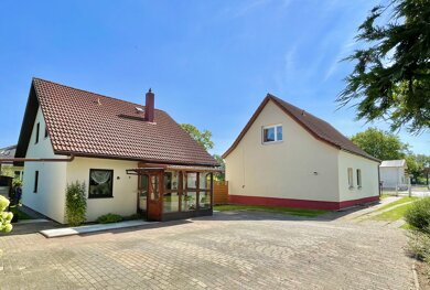 Einfamilienhaus zum Kauf 339.000 € 11 Zimmer 250 m² 1.023 m² Grundstück frei ab sofort Barnekow Barnekow 23968