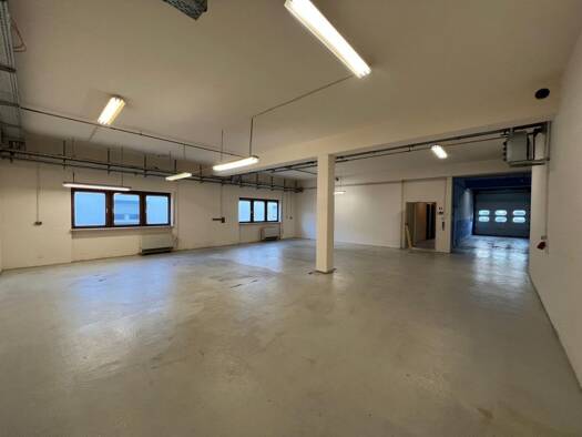 Lagerhalle zur Miete 450 m² Lagerfläche Becker-Göring-Straße 26 Ittersbach Karlsbad 76307
