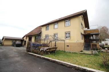 Mehrfamilienhaus zum Kauf 275.000 € 9 Zimmer 186,6 m² Sunthausen Bad Dürrheim / Sunthausen 78073