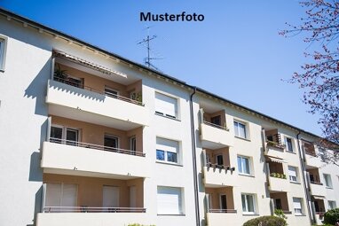 Mehrfamilienhaus zum Kauf Zwangsversteigerung 182.000 € 6 Zimmer 149 m² 267 m² Grundstück Rheydt Mönchengladbach 41236