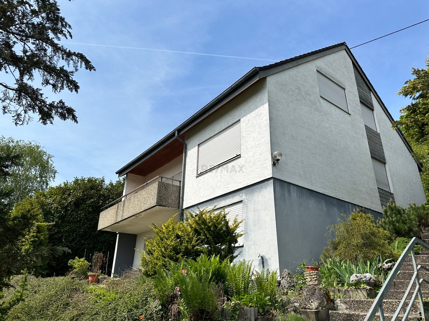 Mehrfamilienhaus zum Kauf 720.000 € 8,5 Zimmer 186 m²<br/>Wohnfläche 1.680 m²<br/>Grundstück Zizishausen Nürtingen 72622