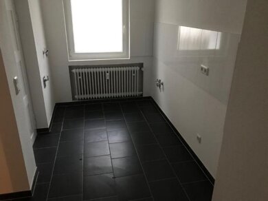 Wohnung zur Miete 330 € 1 Zimmer 26 m² frei ab sofort Göttinger Str. Rosdorf Rosdorf 37124