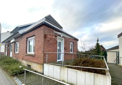 Wohn- und Geschäftshaus zum Kauf provisionsfrei als Kapitalanlage geeignet 379.900 € 8 Zimmer 220 m² 1.000 m² Grundstück Alstedde Ibbenbüren 49477