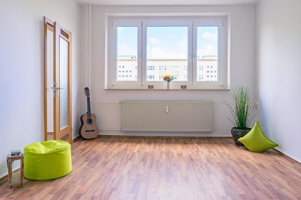 Wohnung zur Miete 300 € 2 Zimmer 45,9 m²<br/>Wohnfläche 5.<br/>Geschoss 01.12.2024<br/>Verfügbarkeit Bersarinstr. 34 Yorckgebiet 231 Chemnitz 09130