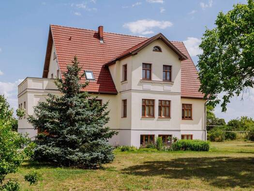 Mehrfamilienhaus zum Kauf 699.000 € 12 Zimmer 465,6 m² 5.100 m² Grundstück Wriezen 16269