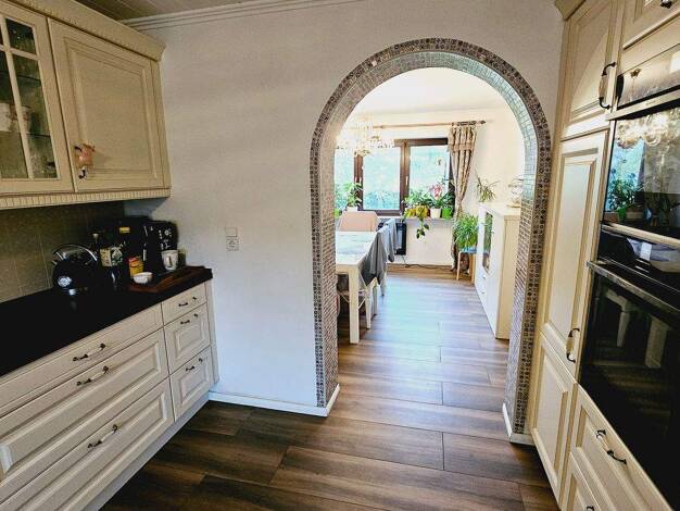 Doppelhaushälfte zum Kauf 495.000 € 9 Zimmer 256 m² 715 m² Grundstück Schloßweg 5 Schönfeld Großrinderfeld 97950