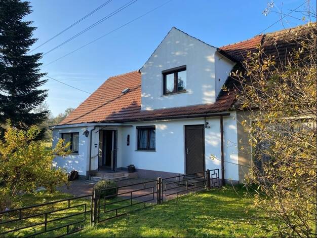 Doppelhaushälfte zum Kauf 89.000 € 3 Zimmer 93 m² 1.470 m² Grundstück Arnsdorf Vierkirchen 02894