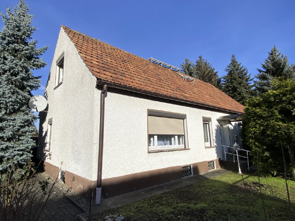 Einfamilienhaus zum Kauf 125.000 € 4 Zimmer 110 m²<br/>Wohnfläche 550 m²<br/>Grundstück Glaubitz Glaubitz 01612