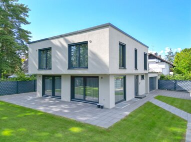 Villa zum Kauf 6 Zimmer 210 m² 576 m² Grundstück Ottobrunn 85521