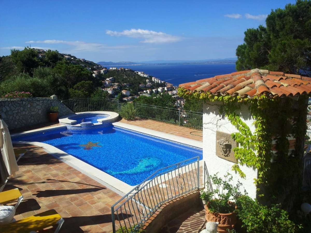 Villa zum Kauf 1.350.000 € 3 Zimmer 250 m²<br/>Wohnfläche 1.800 m²<br/>Grundstück Els Grecs Girona 17480