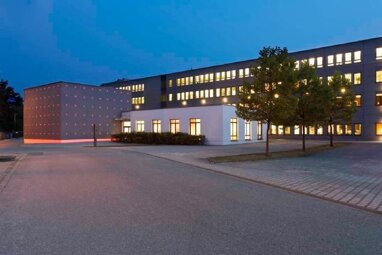 Bürofläche zur Miete Provisionsfrei 10,50 € 656 m² Bürofläche teilbar ab 150 m² Dümpten Mülheim an der Ruhr 45473