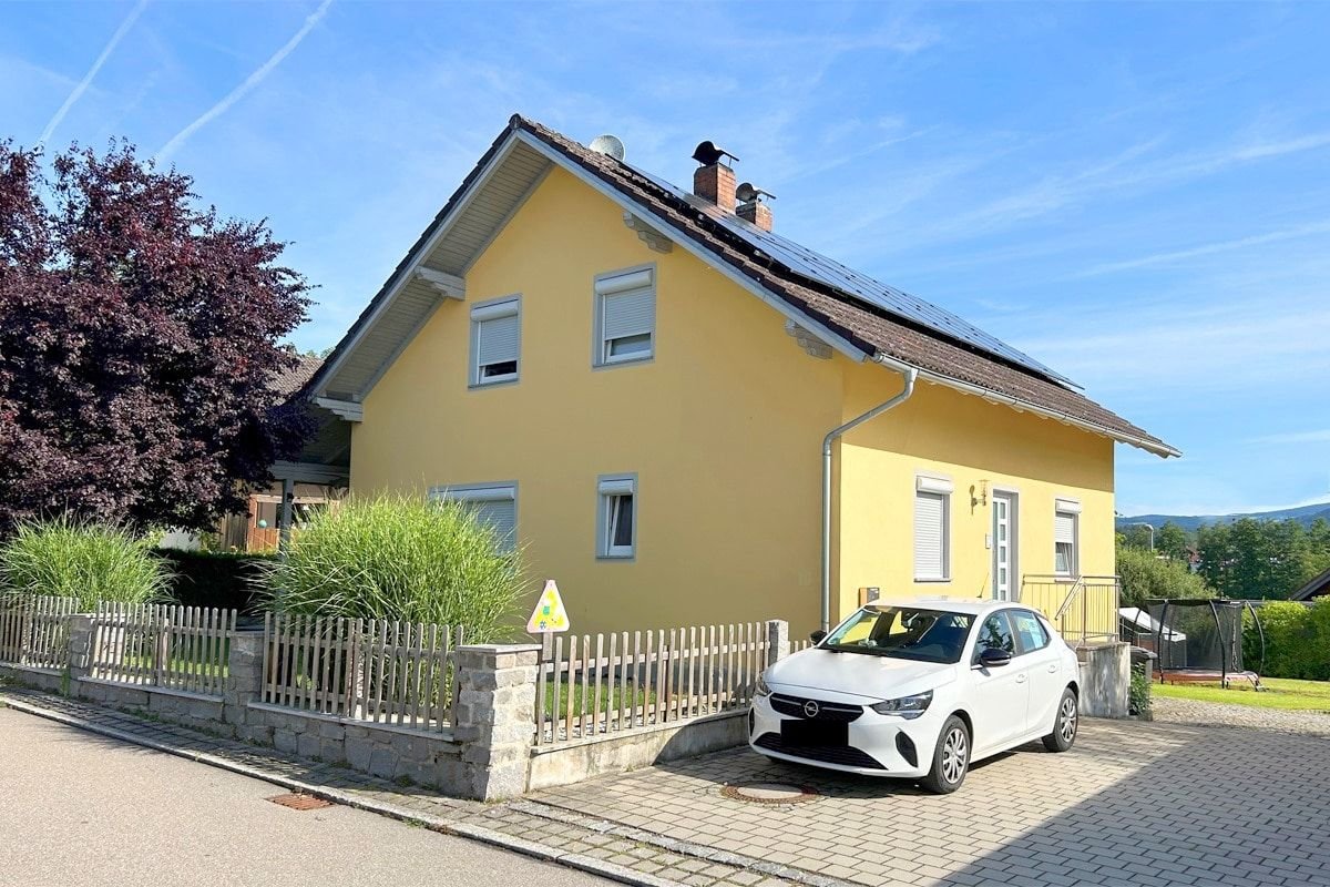 Einfamilienhaus zum Kauf 329.000 € 5 Zimmer 120 m²<br/>Wohnfläche 842 m²<br/>Grundstück Schwarzach Schwarzach 94374