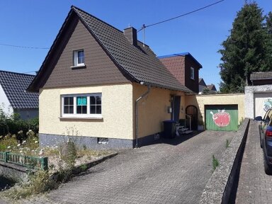 Haus zum Kauf 189.000 € 3,5 Zimmer 131 m² 750 m² Grundstück frei ab sofort Wormserstrasse Hermann-Röchling-Höhe Völklingen 66333