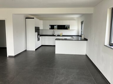 Doppelhaushälfte zur Miete 1.600 € 4 Zimmer 162 m² 386 m² Grundstück Möttingen Möttingen 86753