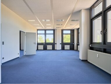 Bürofläche zur Miete 6,50 € 550,7 m² Bürofläche teilbar ab 550,7 m² Fuggerstraße 7-11 Uedesheim Neuss 41468