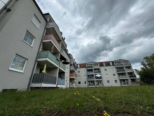 Wohnung zur Miete nur mit Wohnberechtigungsschein 442 € 2 Zimmer 60 m² 1. Geschoss frei ab 01.01.2026 Lobenhofferstr. 13a Bamberg 96049