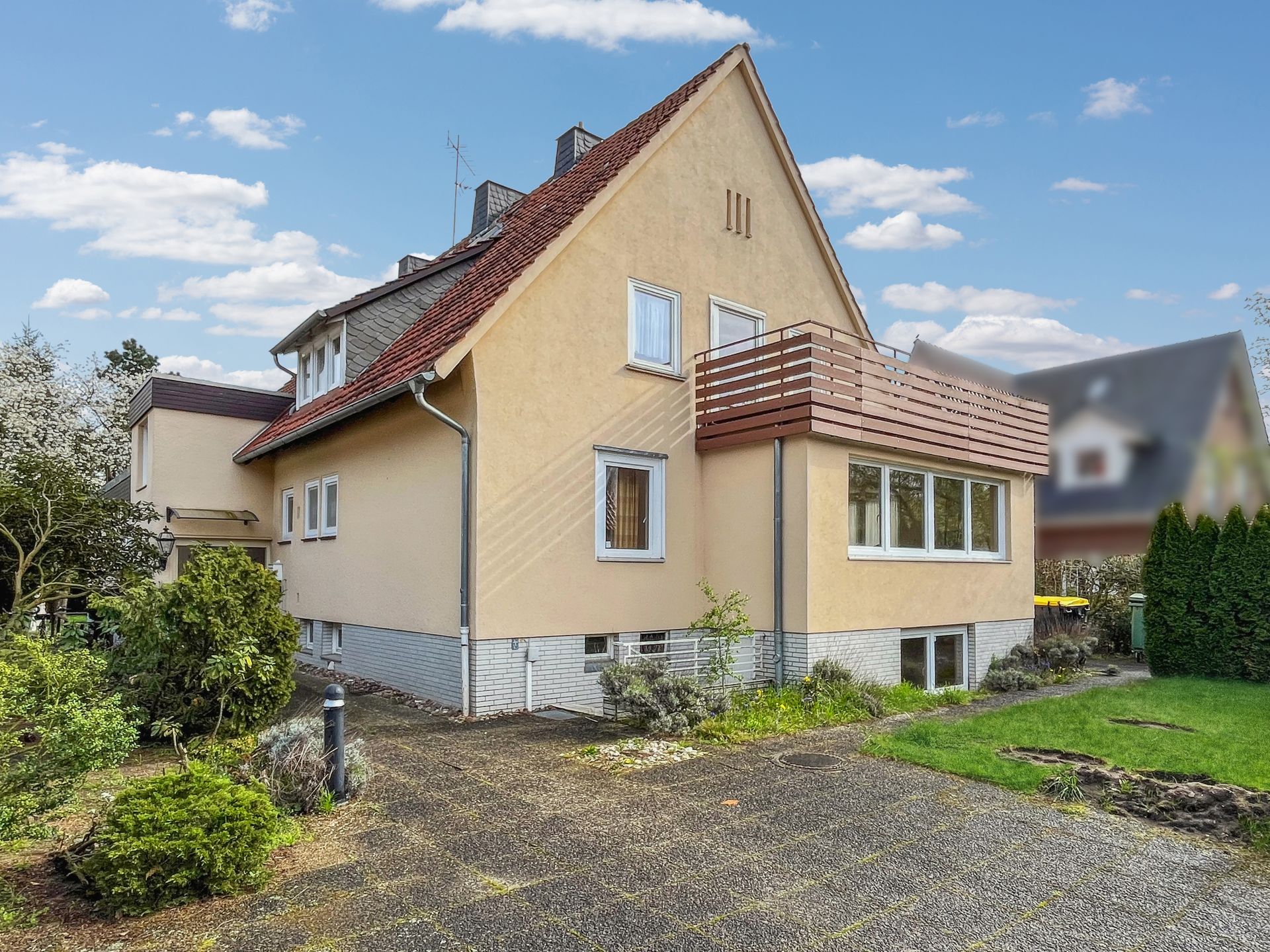 Einfamilienhaus zum Kauf 799.000 € 16 Zimmer 321,7 m²<br/>Wohnfläche 944 m²<br/>Grundstück Isernhagen-Süd Hannover 30657