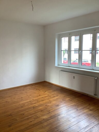 Wohnung zur Miete 370 € 2 Zimmer 52,8 m² frei ab 29.11.2024 Zetkinstr. 13 Siedlung Cracau Magdeburg 39114