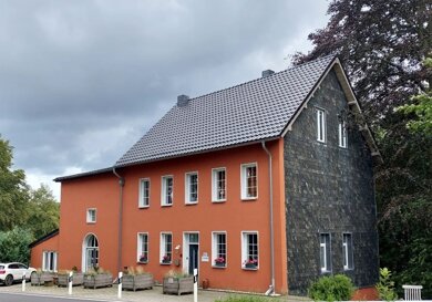 Mehrfamilienhaus zum Kauf 649.000 € 13 Zimmer 250 m² 3.947 m² Grundstück Monschau Monschau 52156