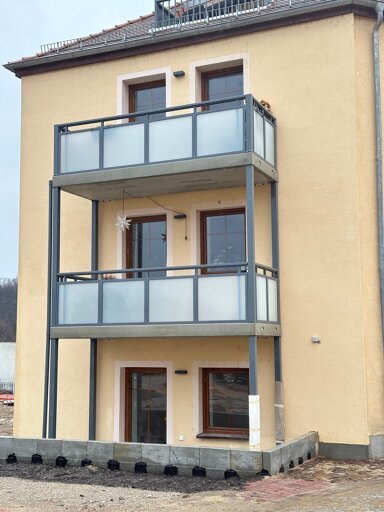 Wohnung zur Miete 1.006 € 4 Zimmer 91,5 m² 2. Geschoss frei ab sofort Coswig 01640