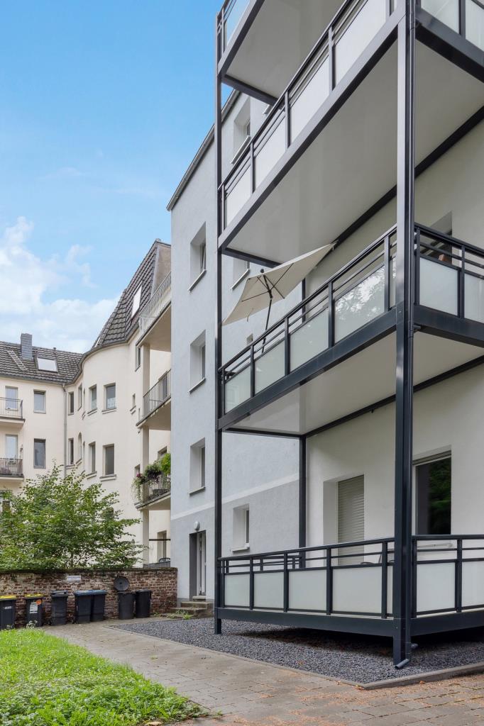 Wohnung zum Kauf Provisionsfrei 390.000 € 4 Zimmer 117 m²<br/>Wohnfläche 1. Stock<br/>Geschoss Wrangelstraße 5 Mülheim Köln 51065