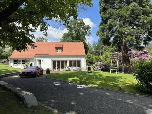 Einfamilienhaus zur Miete 4.990 € 4 Zimmer 180 m² 1.578 m² Grundstück frei ab 01.02.2026 Kronberg 61476