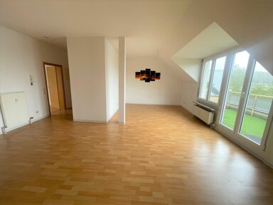 Wohnung zum Kauf 194.900 € 3 Zimmer 84 m² 3. Geschoss frei ab 01.02.2025 Ellwangen - Ost 17 Ellwangen (Jagst) 73479