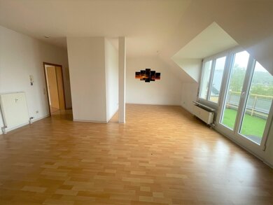 Wohnung zum Kauf 194.900 € 3 Zimmer 84 m² 3. Geschoss frei ab sofort Ellwangen - Ost 17 Ellwangen (Jagst) 73479