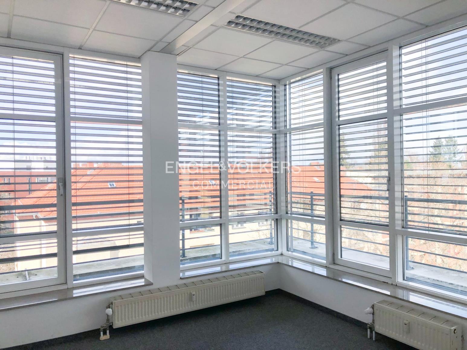 Büro-/Praxisfläche zur Miete 19,90 € 138,9 m²<br/>Bürofläche ab 138,9 m²<br/>Teilbarkeit Reinickendorf Berlin 13409