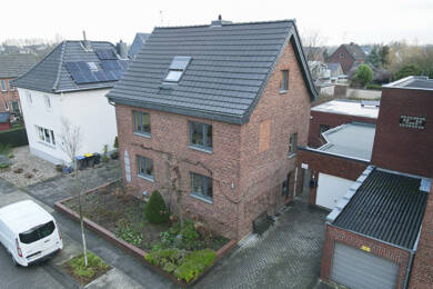 Mehrfamilienhaus zum Kauf 520.000 € 5 Zimmer 163 m² 873 m² Grundstück Eckum Rommerskirchen / Eckum 41569