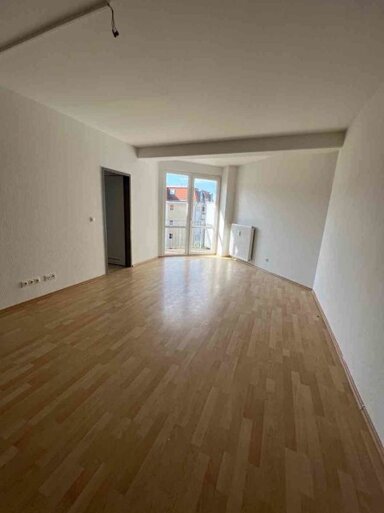 Wohnung zur Miete 337 € 1 Zimmer 44,2 m² 4. Geschoss frei ab 12.02.2025 Berliner Str. 23 Friedrichstadt (Klinikum) Dresden 01067