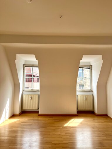 Wohnung zur Miete 1.270 € 4 Zimmer 106 m² 4. Geschoss Altstadt / St. Lorenz Nürnberg 90403