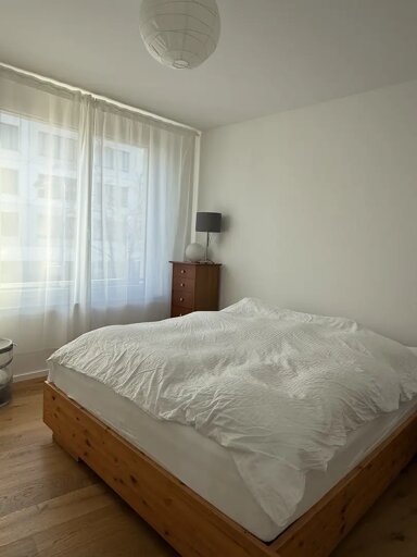 Wohnung zur Miete 700 € 2 Zimmer 66 m² frei ab sofort Alarichstraße Bahnhof Feuerbach Stuttgart 70469