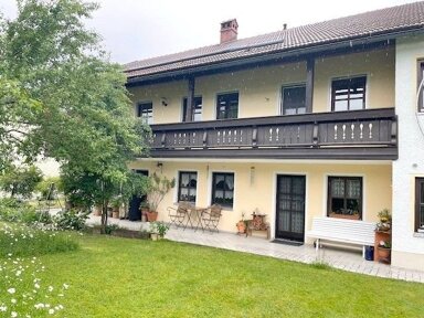 Mehrfamilienhaus zum Kauf 469.000 € 8 Zimmer 207 m² 711 m² Grundstück frei ab 01.01.2025 Hengersberg Hengersberg 94491