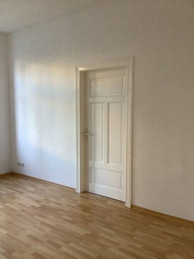 Wohnung zur Miete 581 € 3 Zimmer 83 m² 1. Geschoss frei ab 10.07.2024 Goethestraße 37 St. Pauli / Alexander-Puschkin-Straße Magdeburg 39108