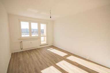 Wohnung zur Miete 377 € 3 Zimmer 60,7 m² 5. Geschoss Ingolstädter Str. 23 Südstadt Halle (Saale) 06128