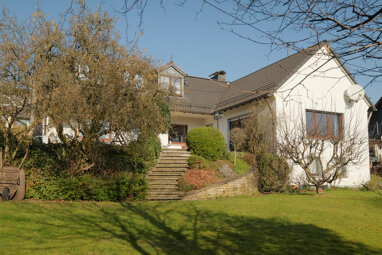 Einfamilienhaus zum Kauf 388.000 € 4 Zimmer 135 m² 1.156 m² Grundstück Lantenbach Gummersbach 51647