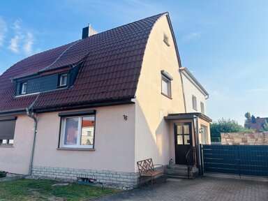 Doppelhaushälfte zum Kauf 240.000 € 4,5 Zimmer 114 m² 332 m² Grundstück Merseburg Merseburg (Saale) 06217