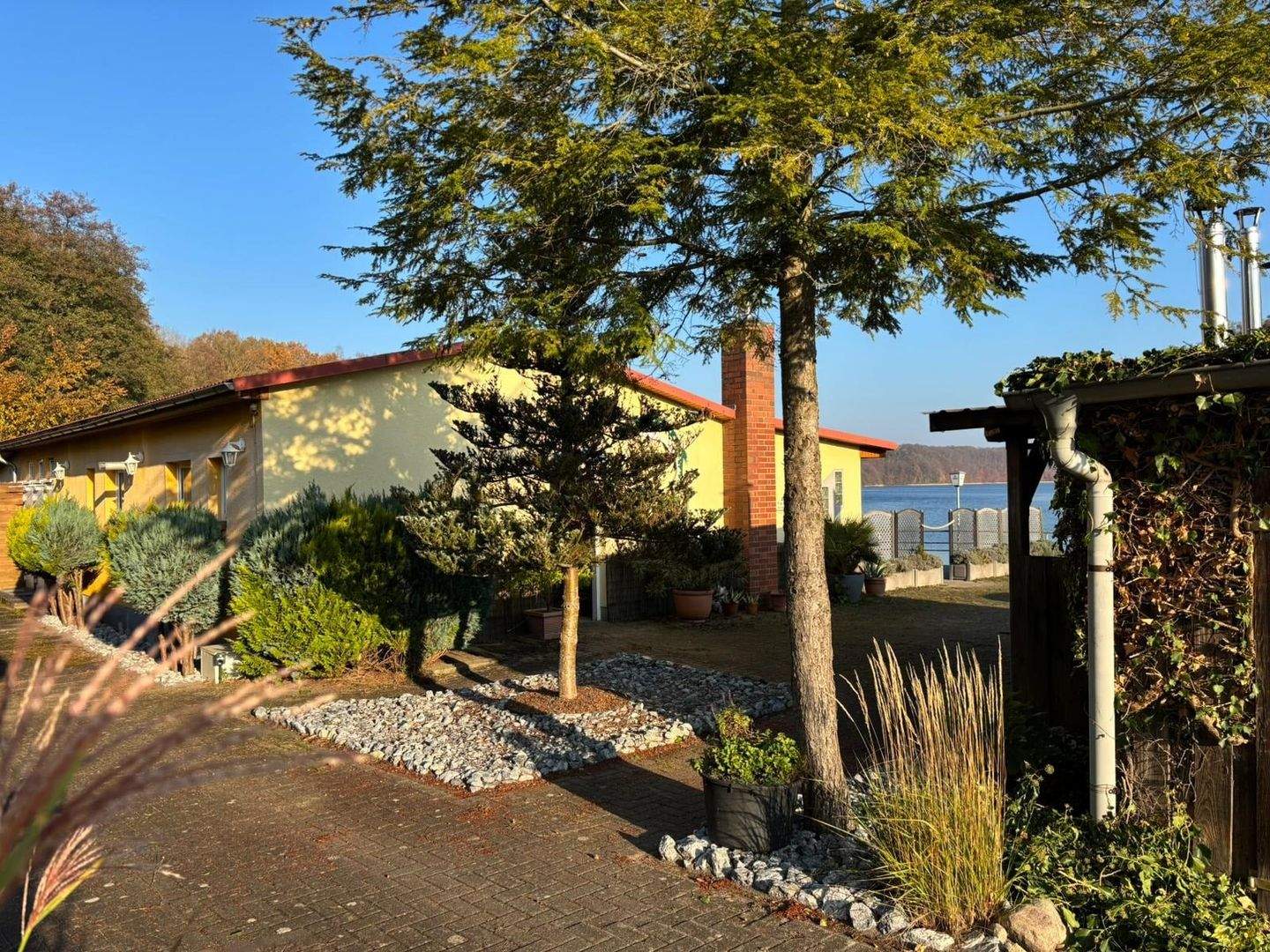 Immobilie in Feldberger Seenlandschaft - Modern und ruhig wohnen in einmaliger Lage direkt am Carwitzer See ! - Bild 4