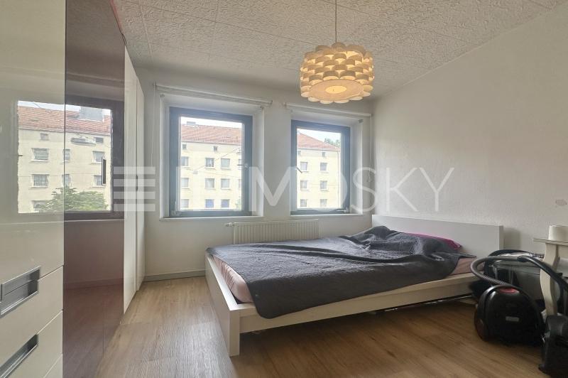 Wohnung zum Kauf 199.000 € 3 Zimmer 66 m²<br/>Wohnfläche 1. Stock<br/>Geschoss Dianastraße Nürnberg 90441